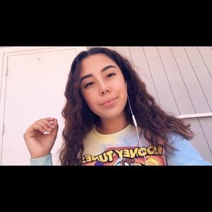 Meet your Posher, Isabella